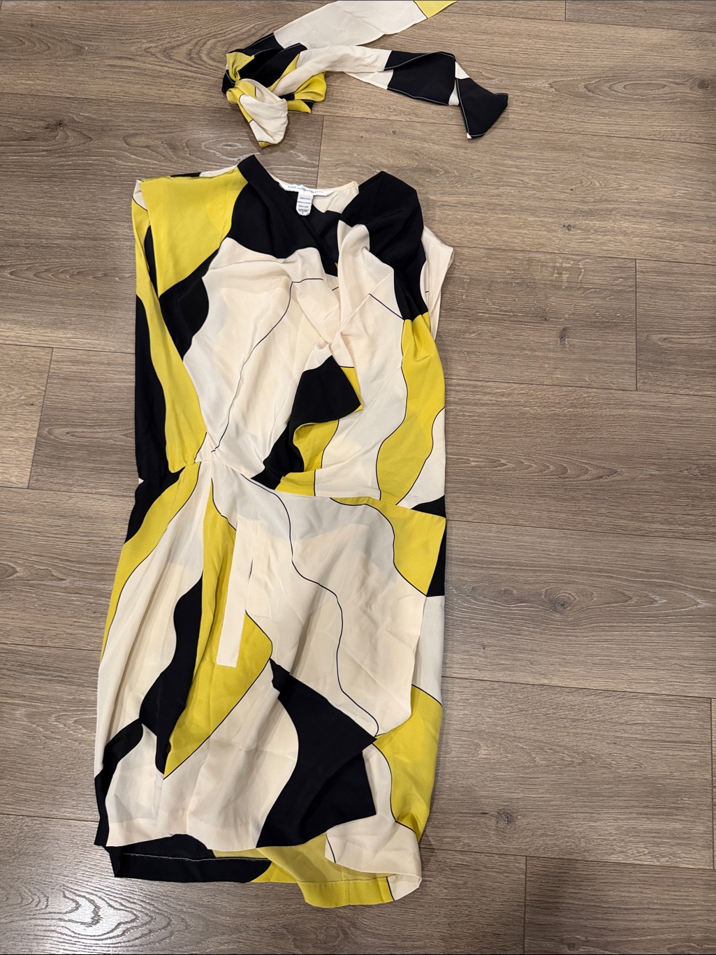 Diane Von Furstenberg One-Shoulder Abstract Dress In Yellow, Black & Cream